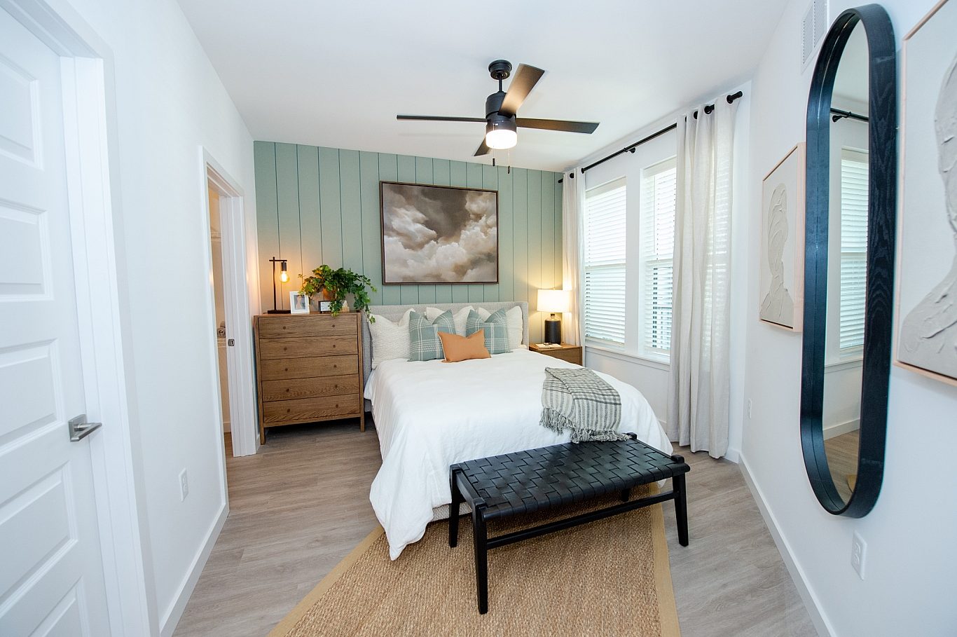 Rebecca Ward Photo The Stella August2024 235 68